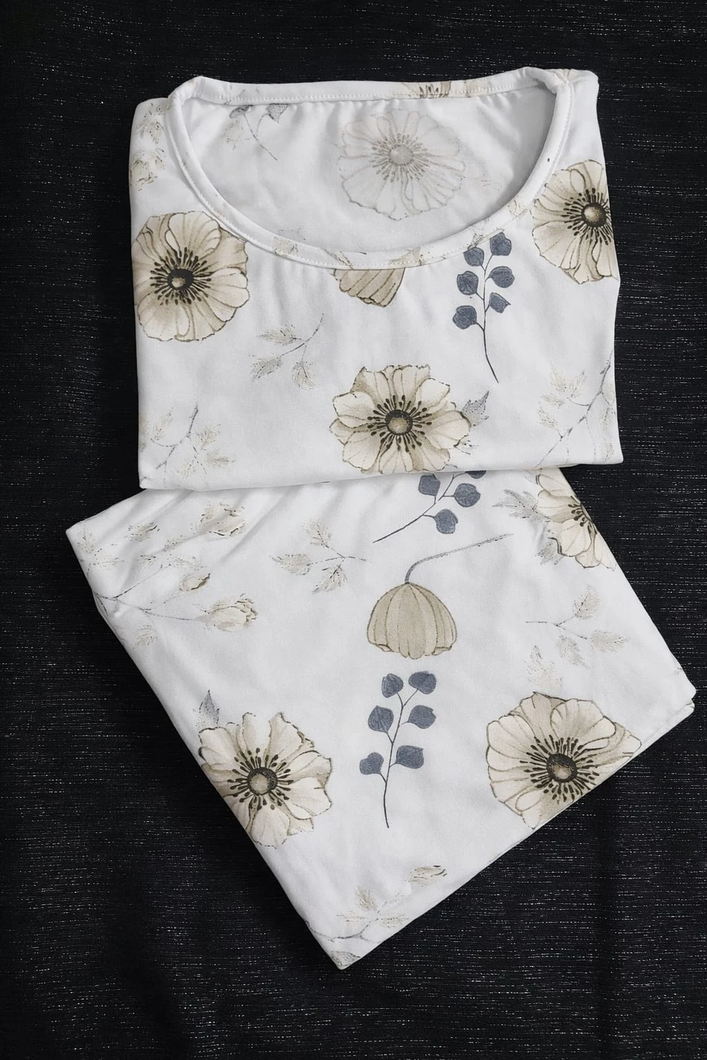 Ivory Floral Comfort Set